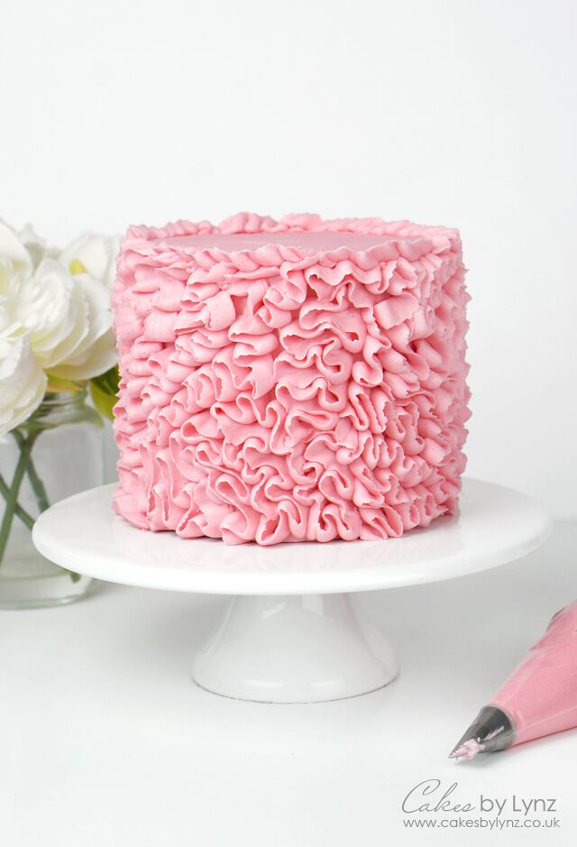 Tootsie Roll Ribbon Rose Cake - I Scream for Buttercream