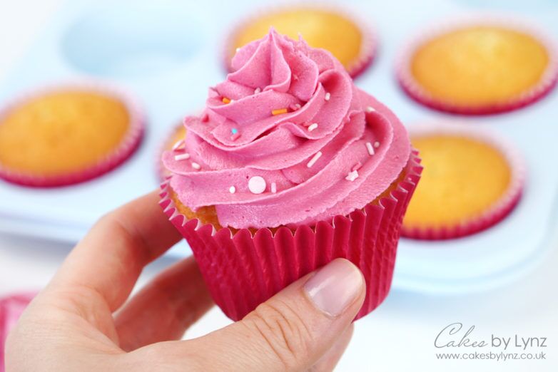 Ultimate Beginner's Guide to Making Cupcakes - Cakes by Lynz