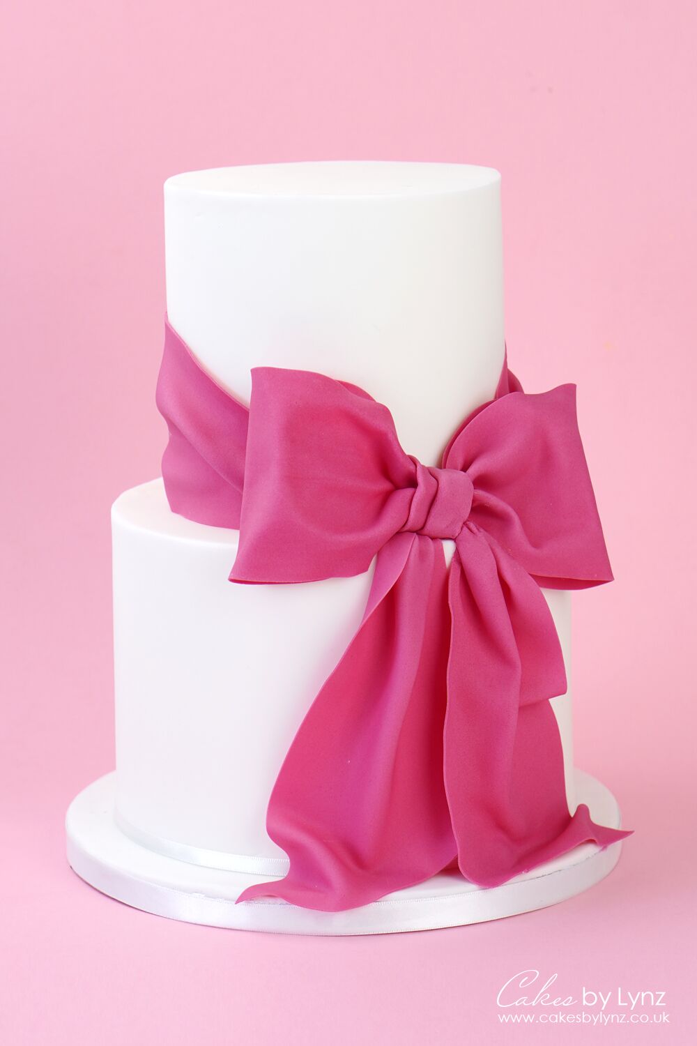 Ribbons and Bows Cake | Tuptakes - Cakes and Cupcakes Delhi | Flickr
