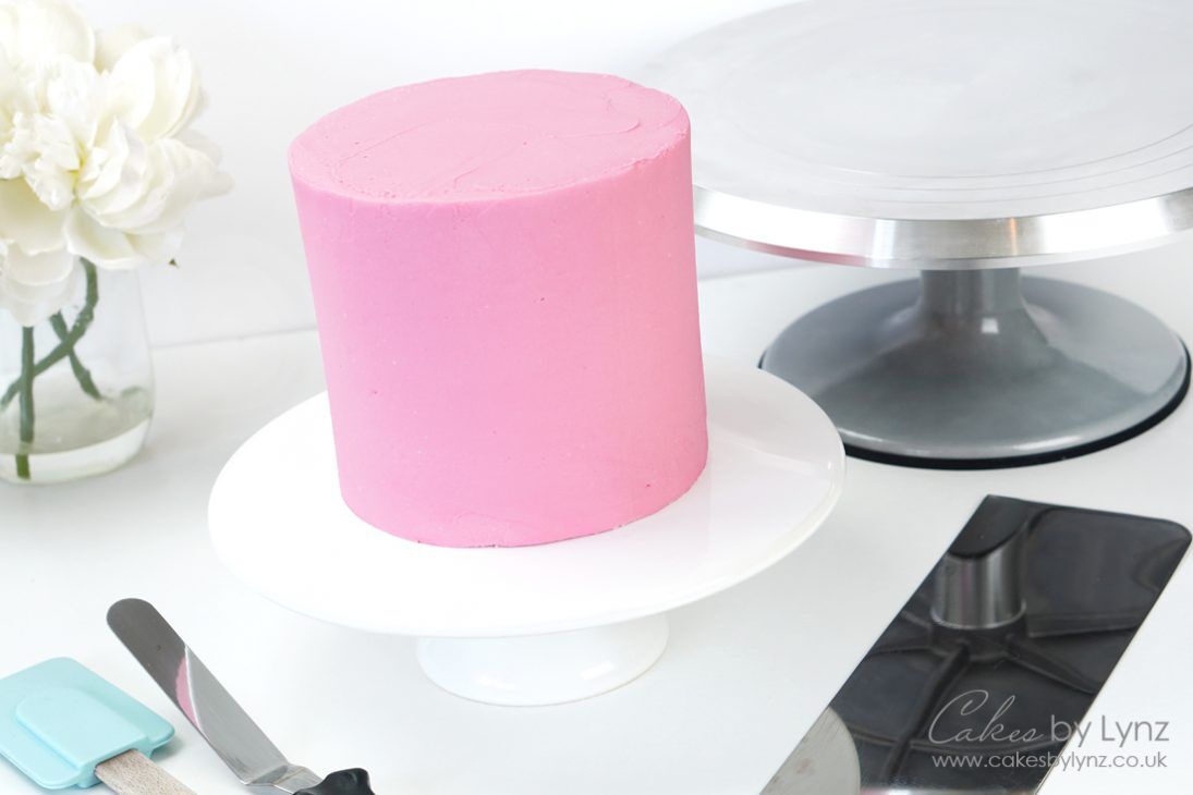 Go-To Tools for Perfectly Smooth Buttercream Cakes — Sweet Heather Anne